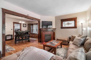 Lakewood Bed & Biscuit - Pet Friendly - Mins to LKWD Park